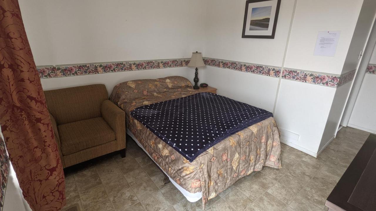 Balgonie Motel Motor Inn Pilot Butte 외부 사진