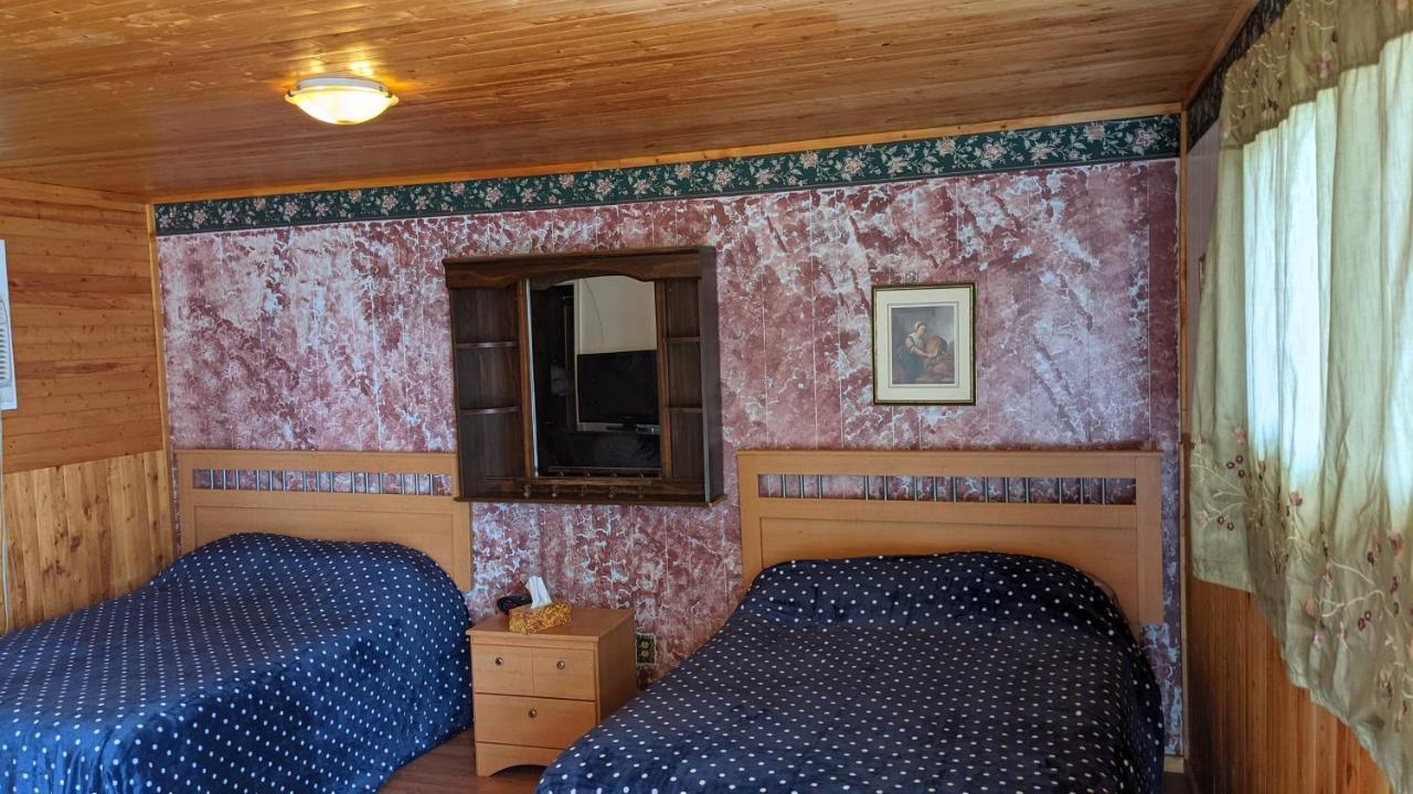 Balgonie Motel Motor Inn Pilot Butte 외부 사진